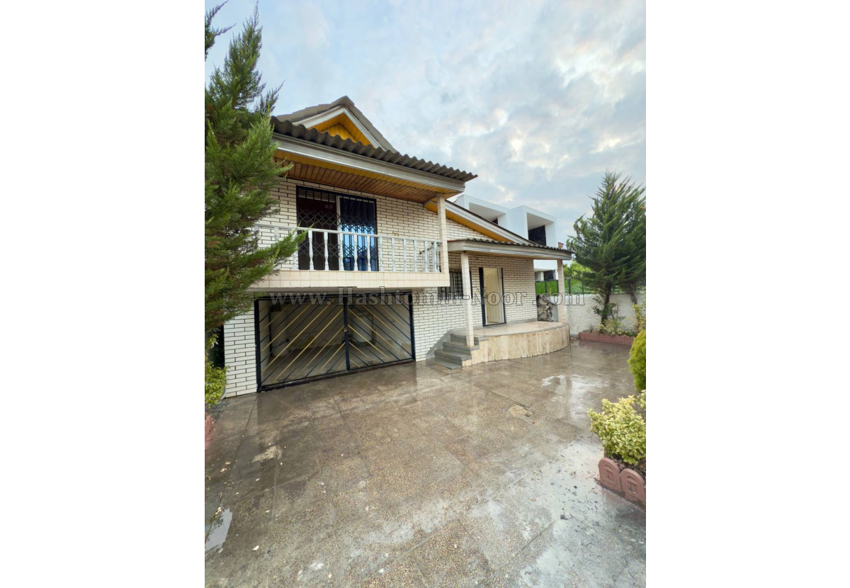 نیمپیلوت با پارکینگ و انشعابات اختصاصی لوکیشن بریکلا